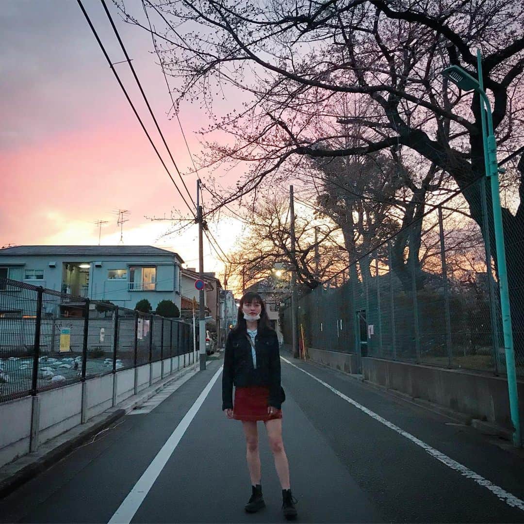 斉藤瑞季のインスタグラム：「桜と夕焼けが綺麗だった。」