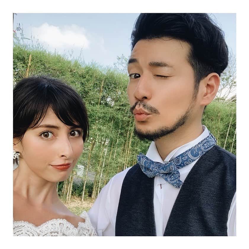 楠ダニエルのインスタグラム：「本日から撮影の為、 宮古島に来ております🌴﻿ 暖かくて過ごしやすくて気持ちいい🙂﻿ ﻿ お相手役はアイリーン😆﻿ プライベートでも大の仲良しなので﻿ 楽しい撮影になりそうです！！﻿ ﻿ 本日は前乗りでオフだったので﻿ 沢山宮古島を満喫してますよ〜😆🍻🐠﻿ ﻿ ﻿ 満喫してる様子はストーリーにあげてるので﻿ チェックしてください☺️﻿ ﻿ ﻿ #バチェロレッテ#楠ダニエル﻿ #アラサーチェリーボーイ#model#male#daniel#mensfashion﻿ #menshair #メンズモデル#フリーモデル #bridal﻿ #male#photo#フリーランスモデル#freelancemodel#沖縄 #モデル#タキシード #tuxedo #workout #wedding #ウェディング#宮古島 #japanese #instagood #ブライダル」