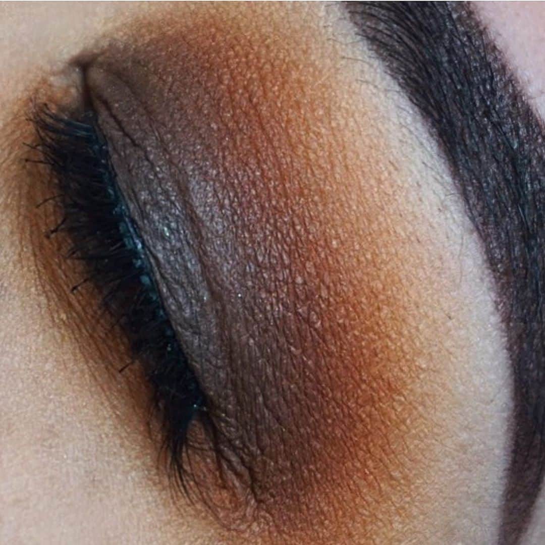 Sayaka Obaraのインスタグラム：「🤎🧡 @meltcosmetics #meltrust stack. One of my favorite stacks😋 . . #tb #meltcosmetics」