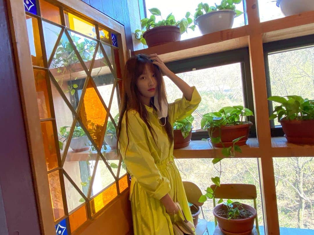 ジヒョン さんのインスタグラム写真 - (ジヒョン Instagram)「노랑이 대량 방출💛」3月22日 21時46分 - jihyunilovee