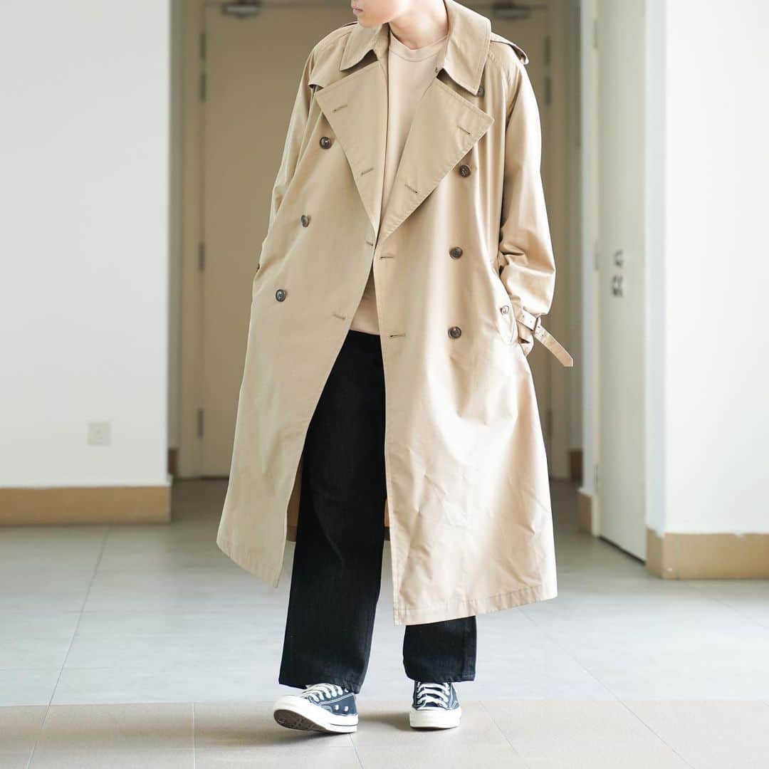 のインスタグラム：「トレンチ！ ・ ・ #auralee #ct70 ———————————————————————— #ootd#coordinate#snap#fashionsnap#fashion#instafashion#instagood#メンズファッション#gu#uniqlo#爽やかコーデ#l4l#f4l#お洒落さんと繋がりたい#おしゃれさんと繋がりたい#オシャレさんと繋がりたい#写真撮ってる人と繋がりたい#写真好きな人と繋がりたい#ファインダー越しの私の世界 #シミラールック#couple #couplephoto #neat_tokyo #henderscheme ————————————————————————」