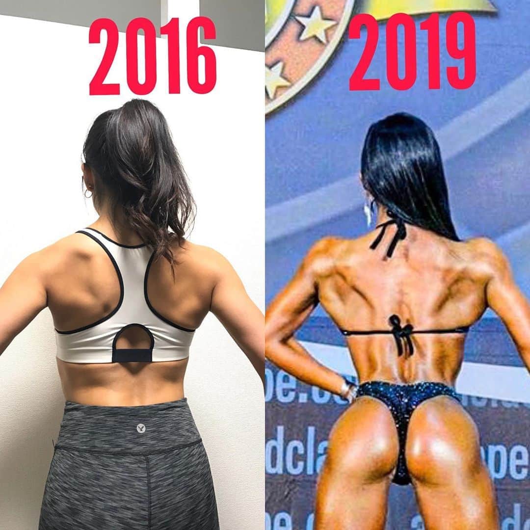 のインスタグラム：「2016 vs 2019 💪🏽﻿ ﻿ 左はビキニの大会に憧れていたとき、初めて見よう見まねでバックポーズをとってみたときの記念写真です😂﻿ ﻿ 右は去年のアーノルドクラシックの時のステージでのバックポーズ✨﻿ ﻿ 肩甲骨の広げ方、背中の起こし方、肩の力の入れ方など全てコントロールできるようになったのは2年目の時でした🥺﻿ ﻿ 少しずつ進歩しているところに気づくと自信につながるので、自分の進歩に常に目を向けるように心がけています🌸﻿ ﻿ ﻿ #transformation#beforeafter#bodytransformation#training#workout#fitness#fitgirl#fitnessmotivation#fitnesstransformation#fitnessbikini#筋トレ#筋トレ女子#進化#ビフォーアフター」