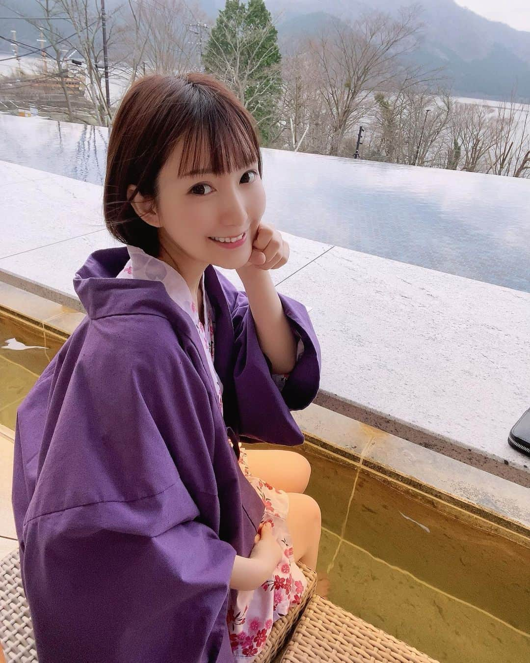 丸の内OLレイナ（美容）さんのインスタグラム写真 - (丸の内OLレイナ（美容）Instagram)「熱から回復しました 3日風邪ひいて寝込んでました 皆さんも季節の変わり目気をつけて😿  #ぷにゅ#はなをりみっけ」3月22日 23時23分 - reinapanty2