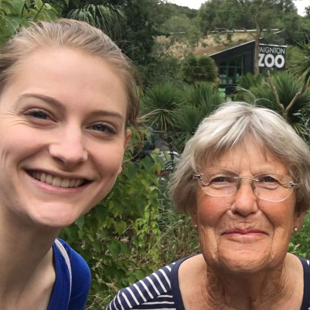 ブライオニー・ペイジさんのインスタグラム写真 - (ブライオニー・ペイジInstagram)「Happy Mother’s Day - To my favourite women in the world, my heroes: My mum and my grandma, Happy Mother’s Day!  Thank you for being kind, selfless, supportive, funny, generous, strong and beautiful on the inside and out! ♥️ Gutted I can’t visit to give you a big hug...will have to settle for a virtual one 🤗」3月23日 1時53分 - bryony_page