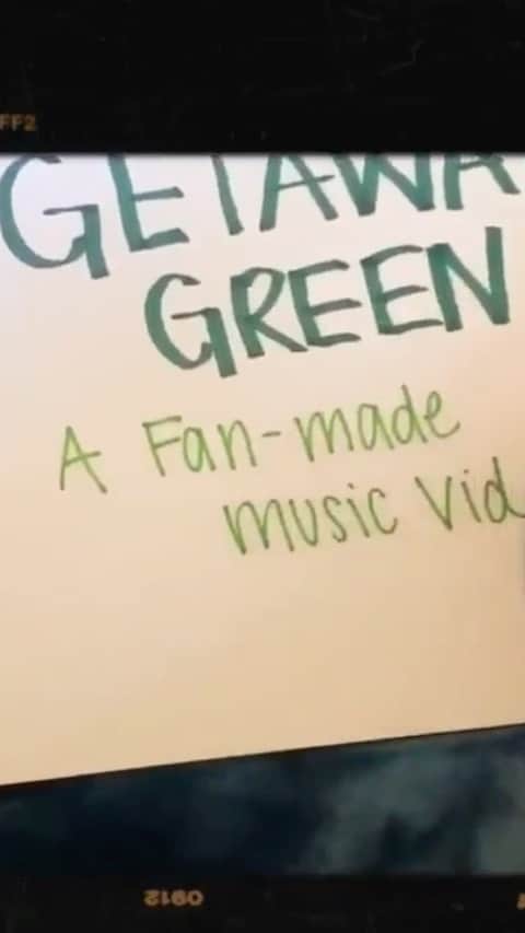 All Time Lowのインスタグラム：「Our fans made a music video for #GetawayGreen, on their own, because they’re awesome 💚」