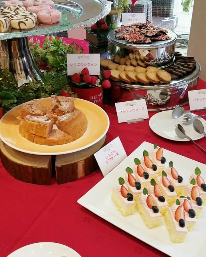 石関友梨のグルメインスタ