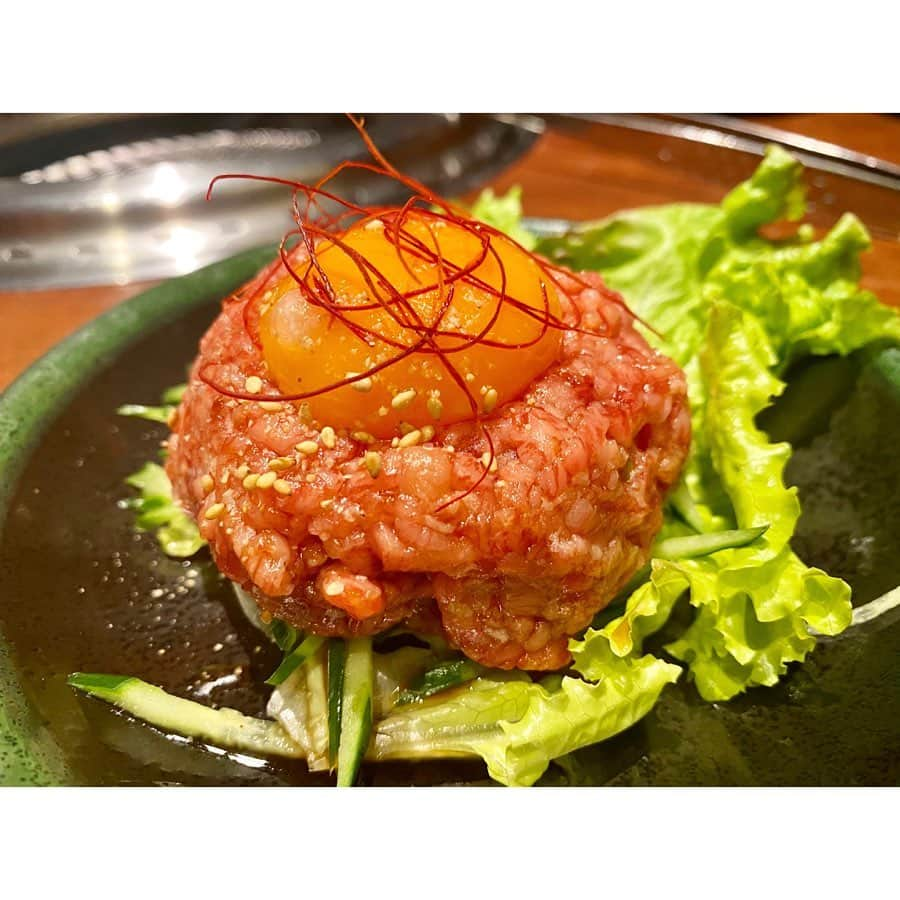 中田奈沙さんのインスタグラム写真 - (中田奈沙Instagram)「Yakiniku week part2🍖 なぜか一日置きにスケジューリングしてしまった焼肉week笑 清澄白河、森下の《静龍苑》へ。 ここのタンは本当に素晴らしい🤩❤️ 大きさ、柔らかさ、口溶け、味付け 全てがパーフェクトです👏 ユッケは飲めます笑 帰り道も翌日もずっとユッケの話してたね🤣  #奈沙ログ #奈沙ログin清澄白河 #奈沙ログin森下  #歯はいらないシリーズ #飲めるシリーズ  #やっぱり米が好き #noricenolife  #yakiniku #kiyosumishirakawa #morishita #tokyo #foodie #foodporn #foodpic #foodstagram #foodgasm #instafood #sizzle #beef #焼肉 #静龍苑 #清澄白河 #森下 #東京 #激ウマ #悶絶 #腹パン #タン #ユッケ #ロース」3月23日 12時30分 - nasa_nakada