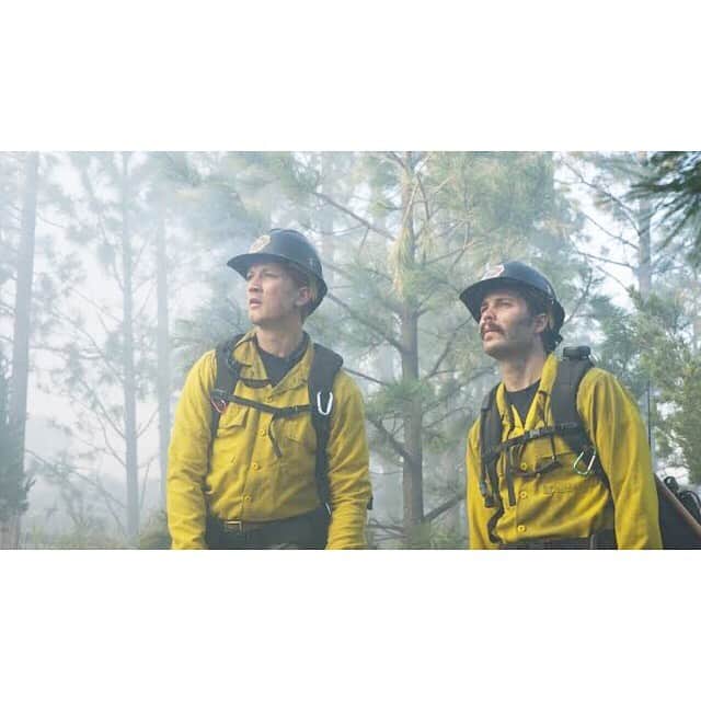 takuma watanabeさんのインスタグラム写真 - (takuma watanabeInstagram)「#OnlytheBrave #🔥 #👩🏻‍🚒 #👨🏻‍🚒 #🧑🏻‍🚒 #🐻 #🚒 #🚜 #🌋 #🖤」3月23日 5時44分 - takumagram