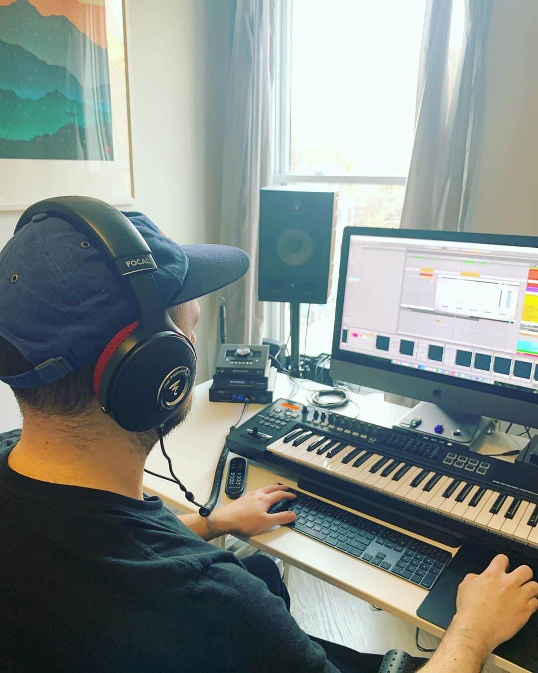 ジ・アストン・シャッフルのインスタグラム：「For any producers who are in lockdown away from their regular studio setup & need to work in headphones, swipe 👉 for a few things that might help you get better-sounding results 🎧🙌」