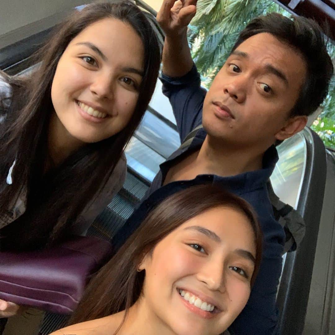 Kathryn Bernardoさんのインスタグラム写真 - (Kathryn BernardoInstagram)「To the person who helps me decide on (major) life decisions🤪, to the most thoughtful one who makes sure we don't ever go hungry, to the best listener whom we can open up to anytime, to the craziest girl who sometimes forgets that she’s, um, a girl (lol), to the friend who's as obsessed with ear piercings as much as I am, to the kind-hearted human being who is loved by many because of her beautiful soul... Happy happy birthday! Life is so much better with you! ❤️🥺@ria」3月23日 13時17分 - bernardokath
