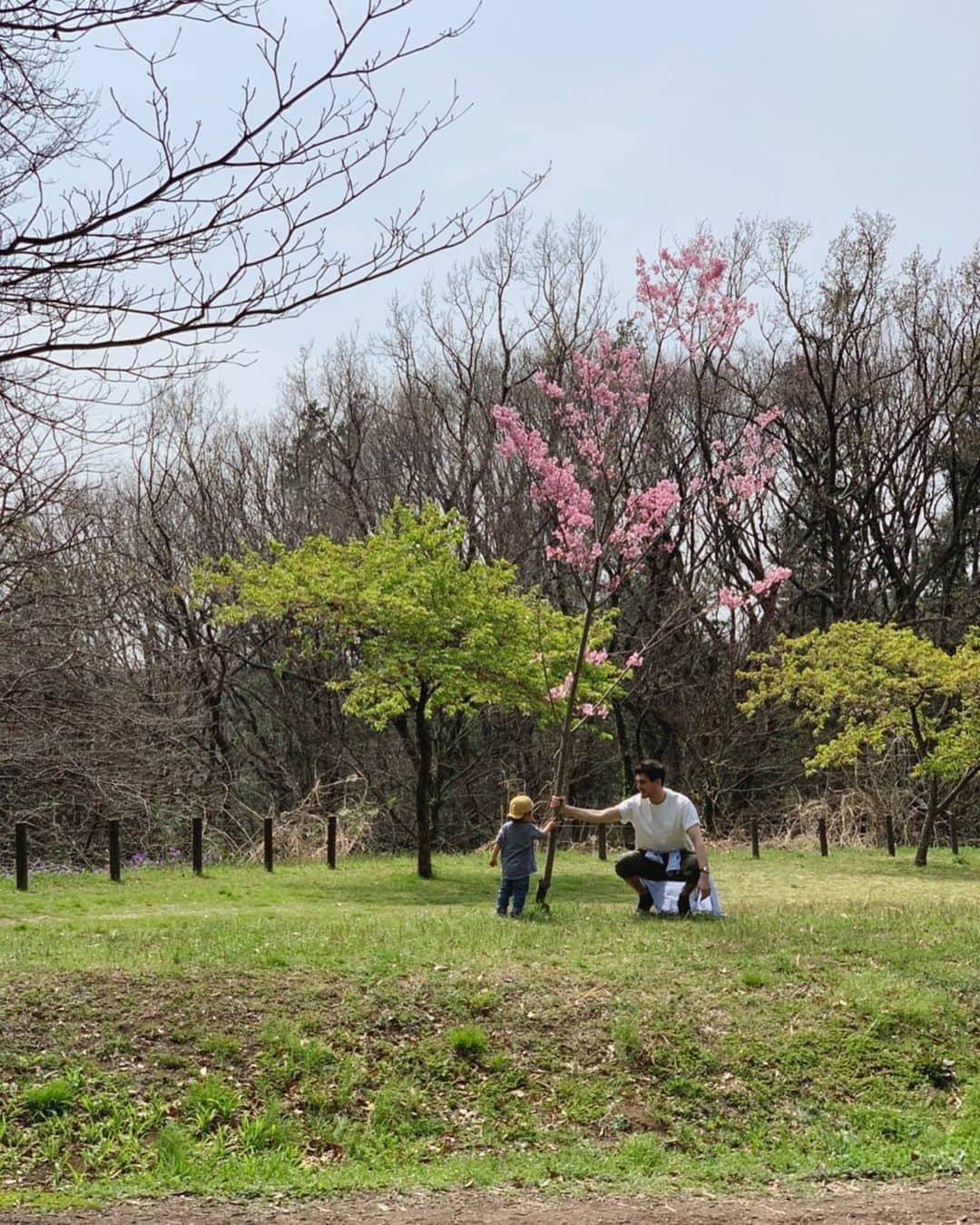 座間アキーバのインスタグラム：「mine  #fatherandson」