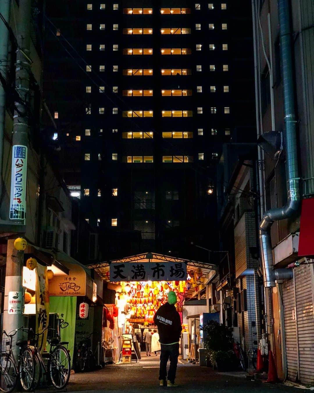 DJ HALのインスタグラム：「天満市場　梅田  Thanks to @owlosaka @club_ammona  @crazy41_jp @44delic @dj_usk」