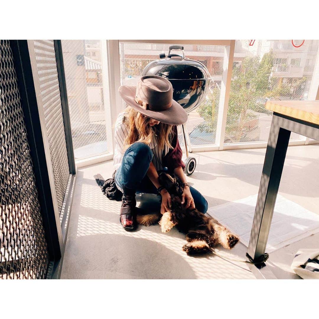 紗栄子さんのインスタグラム写真 - (紗栄子Instagram)「赤ちゃん🐶🎀 #癒し」3月23日 9時07分 - saekoofficial