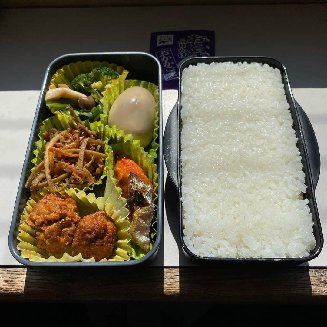 小田幸平のインスタグラム：「今日は新居浜で三菱重工神戸.高砂と練習試合。朝5時から弁当作って来ました❗️#愛媛マンダリンパイレーツ#新居浜球場#三菱重工神戸高砂#読売ジャイアンツ#中日ドラゴンズ」