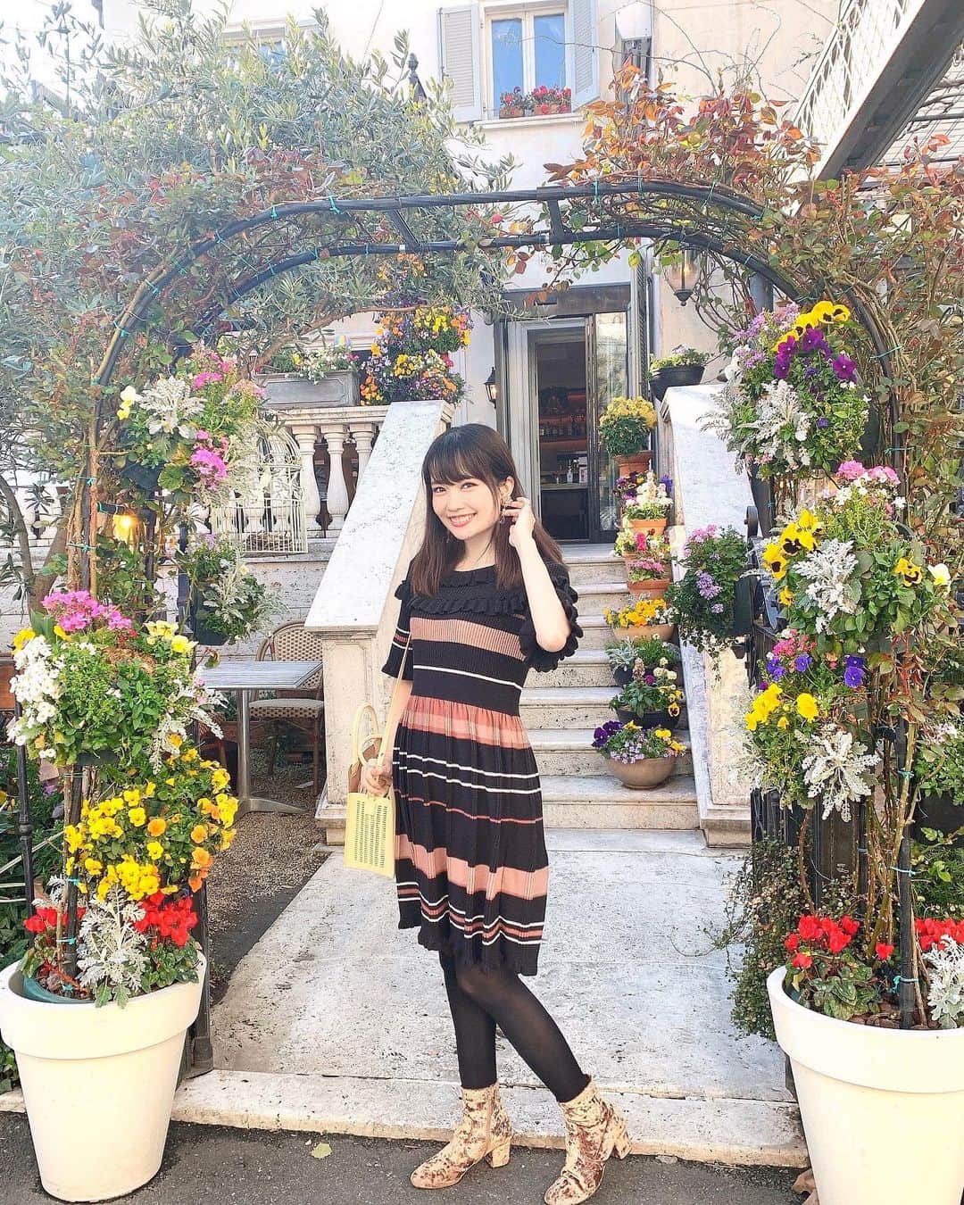 浅井麻里のグルメインスタ