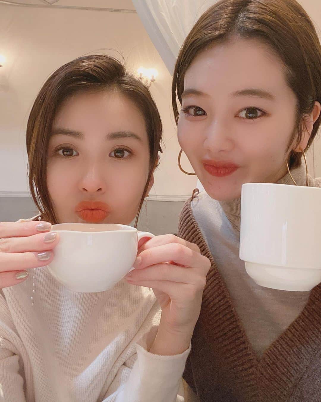 小澤名代さんのインスタグラム写真 - (小澤名代Instagram)「大好きなちーちゃんと☺︎ @chisa_0927  ランチしてお茶して永遠に喋ってられる♡ またすぐにでも会いたい💕  #lunch #cicada #cafe #love #大好き」3月23日 21時50分 - ozawanayo