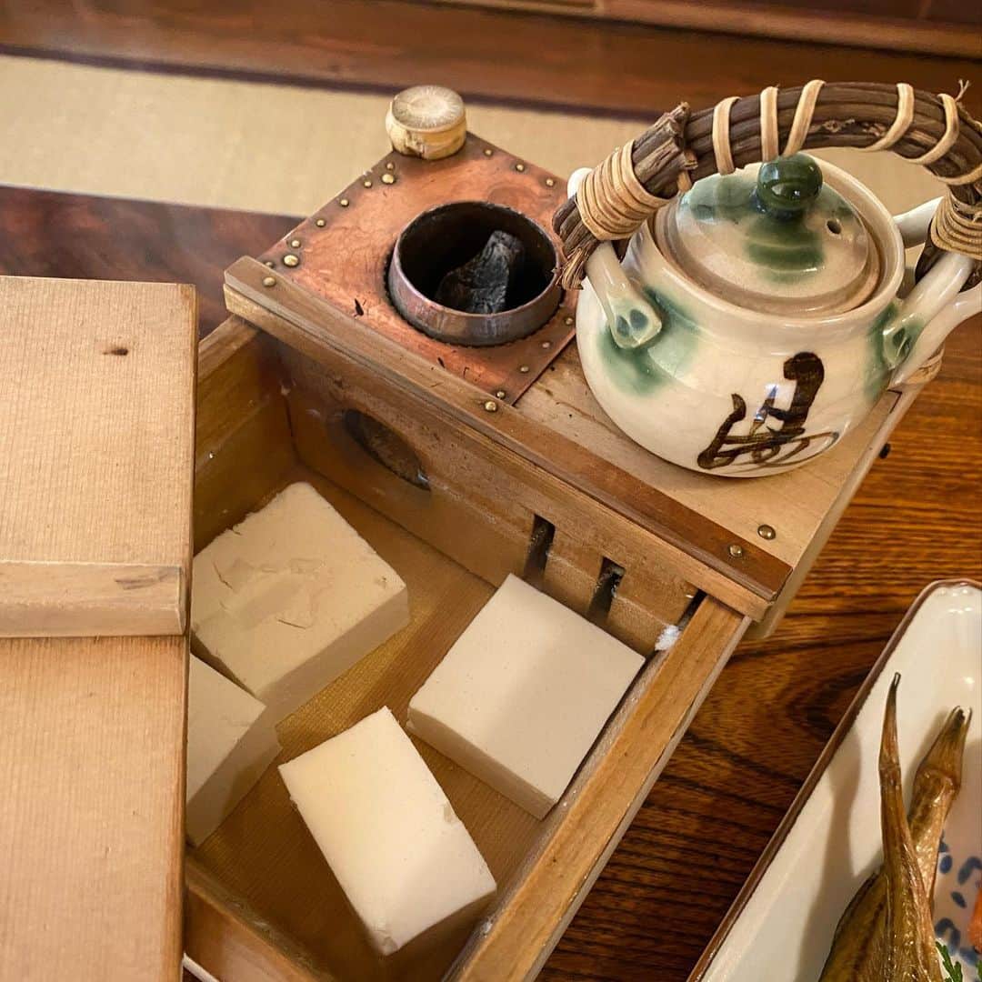 栗原友のグルメインスタ