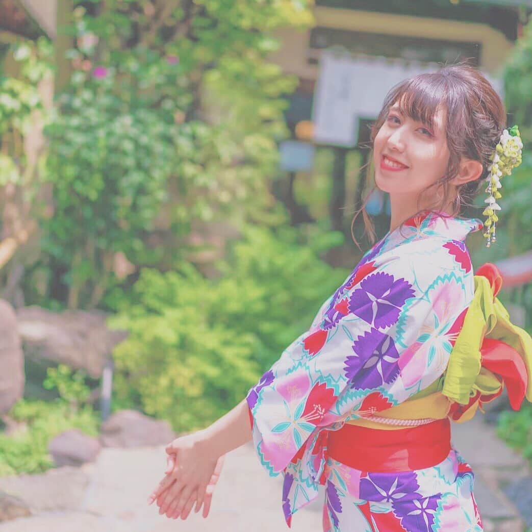 井上麗夢のインスタグラム：「🌸﻿ ﻿ 今日は寒いねぇ。﻿ これは簡単に体調崩してしまう！ 気をつけなければ🤔﻿ ﻿ 今週もやりたいこと沢山あるんだけど﻿ どこまでやれるかなぁ🤔✨﻿ ﻿ #和装﻿ #着物﻿ #浴衣」
