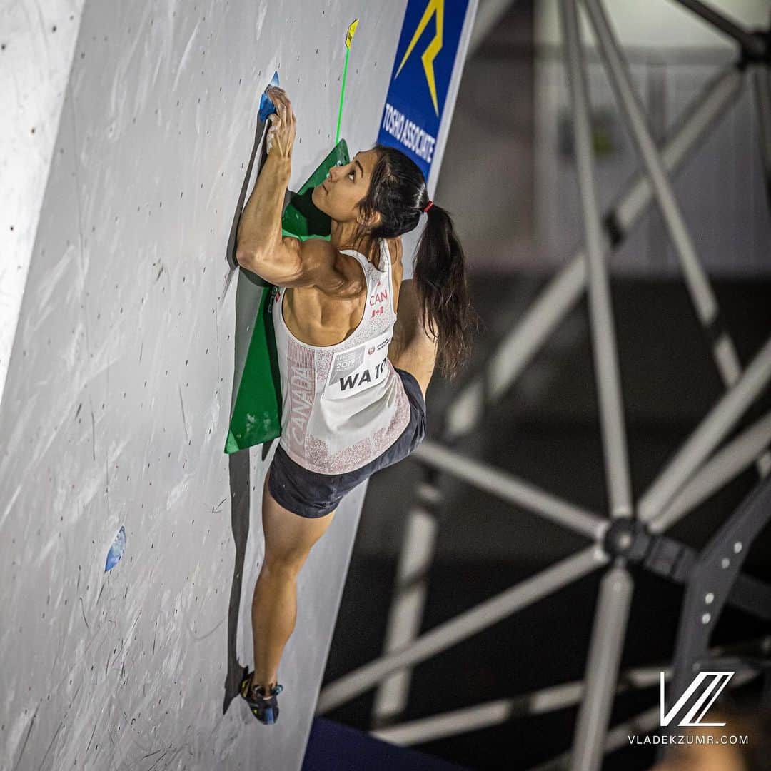 アラーナ・イップのインスタグラム：「I am proud to be from a country that is being a leader by putting the health and safety of the global community above all else. Thank you @teamcanada for doing the right thing in this time of global crisis. I hope that the IOC will postpone the Games because this pandemic is bigger than sport. ⠀⠀⠀⠀⠀⠀⠀⠀⠀ Photo @vladekzumr ⠀⠀⠀⠀⠀⠀⠀⠀⠀ @arcteryx @scarpana @canfund」