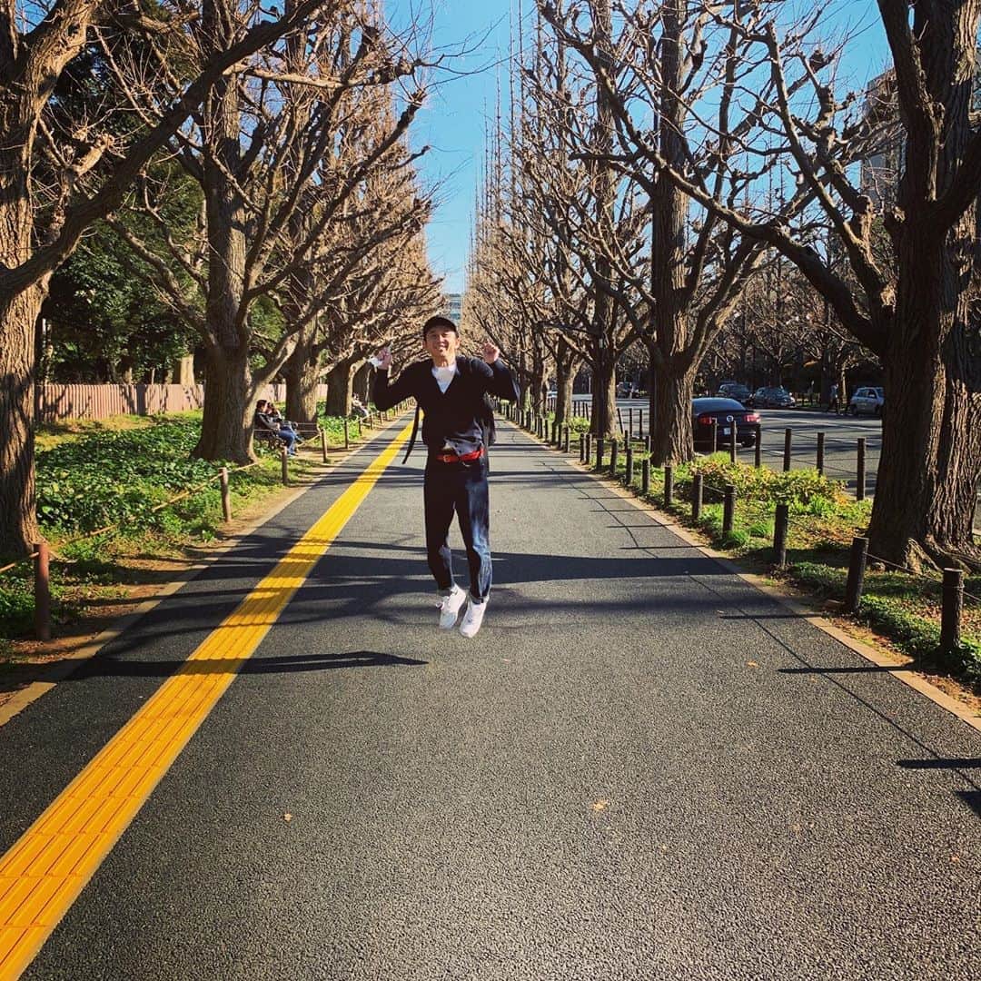 有吉弘行さんのインスタグラム写真 - (有吉弘行Instagram)「ジャンプが低い。  #オバショット」3月23日 16時02分 - ariyoshihiroiki
