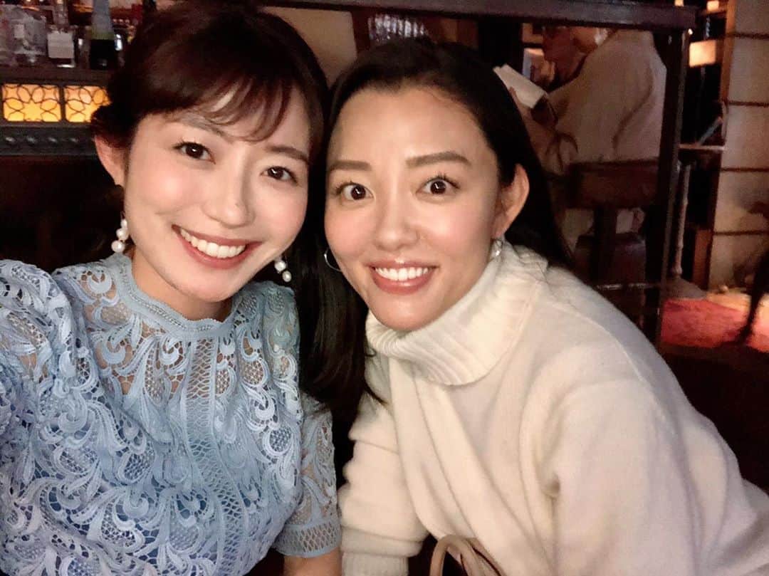 阿部優貴子のインスタグラム：「載せ忘れていた、ちょっと前の写真。 東京に来ていた"マイスウィートみやび"こと、中京テレビの平山雅アナと。東京に来るといつも連絡をくれる、名古屋時代から大好きな子☺️💗😘💗🥰 *  #平山雅　#アナウンサー #マイスウィートみやび #我ながらすごい呼び方笑」