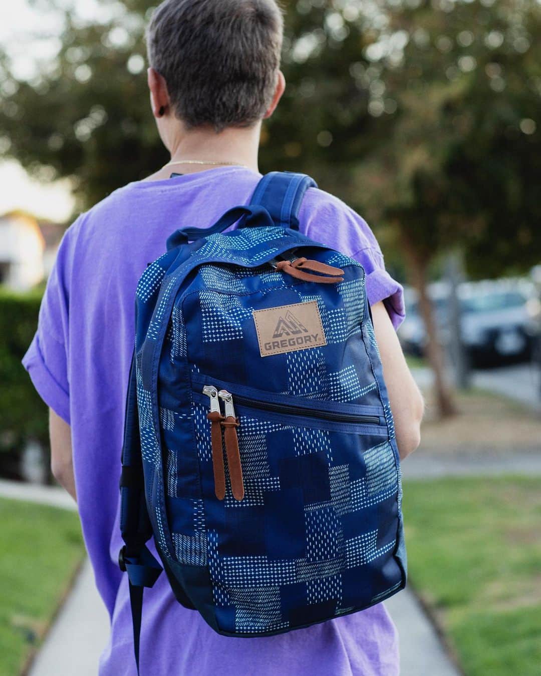 GREGORYのインスタグラム：「温故知新を感じられるインディゴパッチワーク。  #Gregory #グレゴリー」