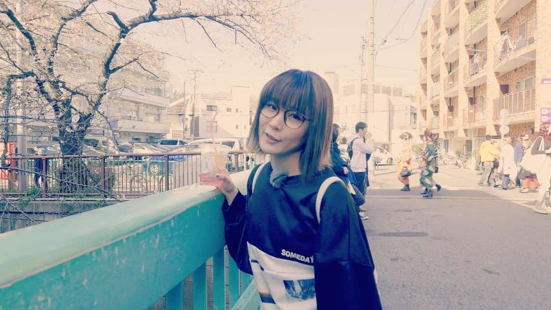 森恵さんのインスタグラム写真 - (森恵Instagram)「少しお散歩！｜MEGUMI Vlog https://youtu.be/GcO7pbtqGag  人類が新型コロナウイルスに勝つ為に頑張ろう！ 世界がワンチームに！ Let's do our best to win the new coronavirus! The world is one team! （Google翻訳さんにお任せしたので英語自信ないですが…笑）  #YouTube #vlog」3月23日 18時05分 - morimegumi_official