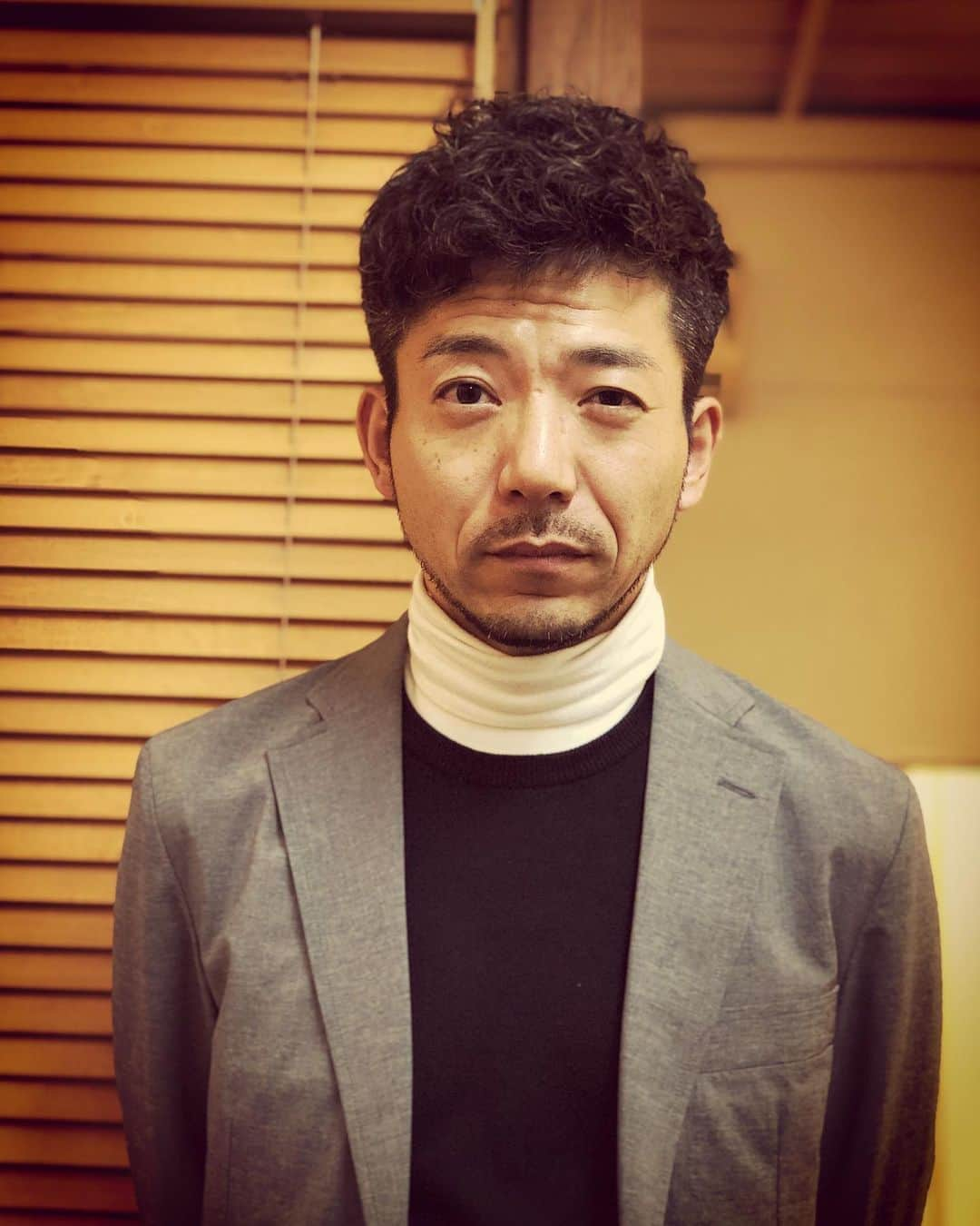 杉本知香さんのインスタグラム写真 - (杉本知香Instagram)「もしかしてだけどーもしかしてだけどー キムタクが森さんに寄せてきちゃってるんじゃないのーそういうことだろっ♬  先日Twitterで、痩せたキムタクが森さんにそっくり！と、プチバズりました（笑）🤣😂 キムタクに板尾さんを足して2で割った顔🤣😂 #中目黒美容室 #どぶろっく森#どぶろっく  #キムタク#木村拓哉#板尾創路」3月23日 19時17分 - sugimotoc