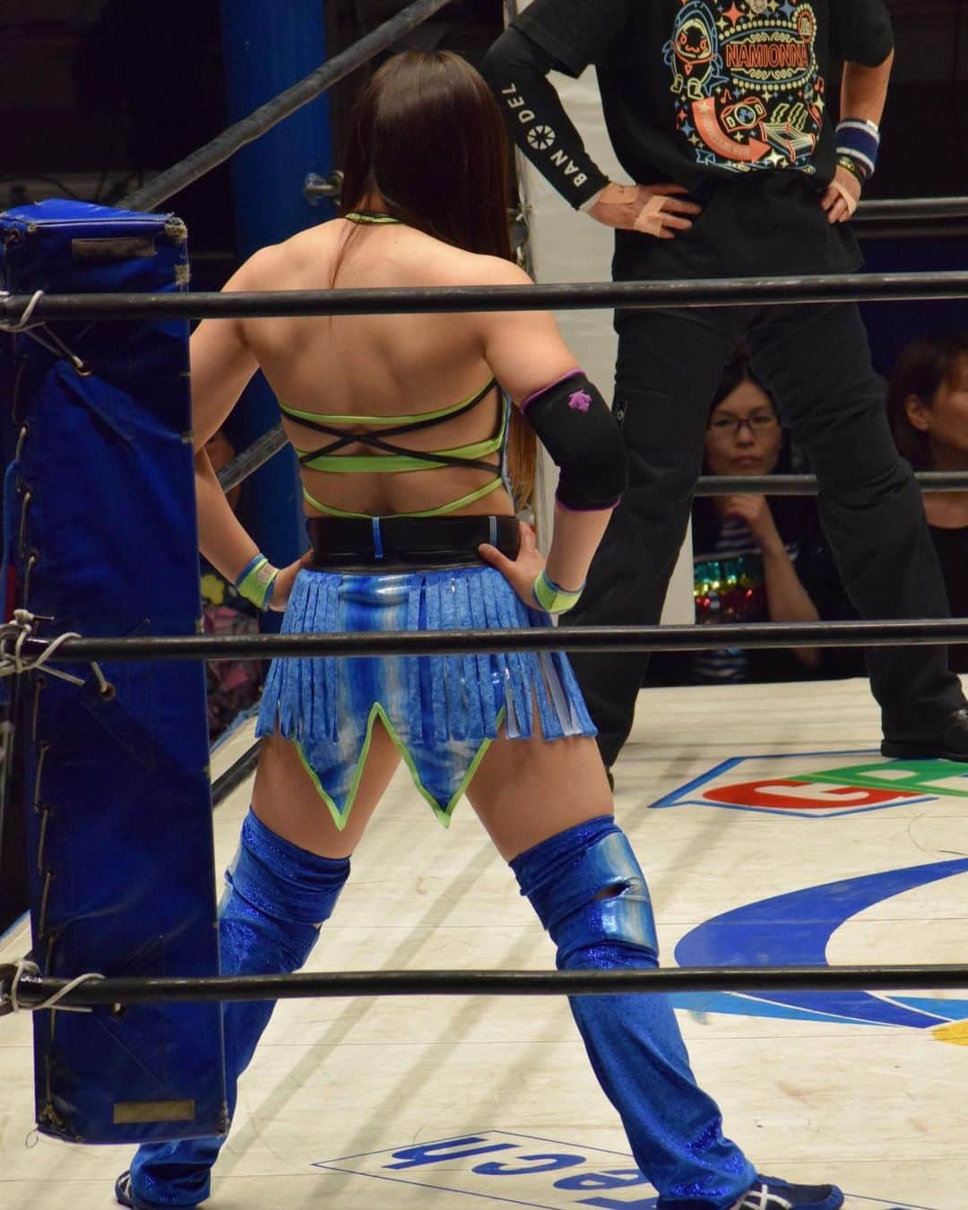 門倉凛のインスタグラム：「やっぱこの形の コスチュームが好きだな～🙌✨ #Marvelouspro #マーベラスプロレス #女子プロレスラー」