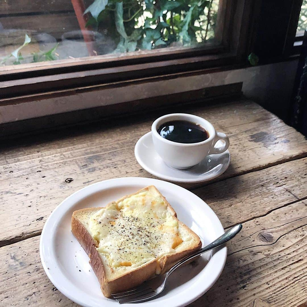 ryokoさんのインスタグラム写真 - (ryokoInstagram)「▪︎ . 🍞☕️ チーズトーストとグアテマラ . . . #coffee#cafe #京都カフェ#clampcoffeesarasa」3月23日 20時17分 - ryo___ka