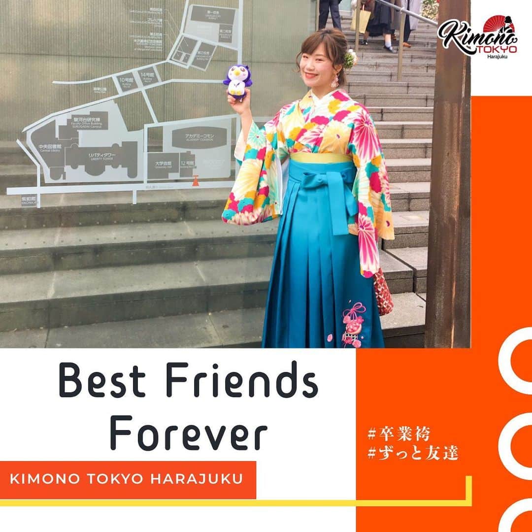Kimono Tokyoさんのインスタグラム写真 - (Kimono TokyoInstagram)「大学の卒業式のお客様です👩‍🎓。﻿ 卒業式を無事終えられて本当に良かったです㊗️。ターコイズブルーの袴に大柄の柄行のお着物が若々しくとってもキュートです❣️﻿ お花のイヤリングも可愛さ倍増🥰。可愛くってとっても目立っています💖。ご卒業おめでとうございました🎊﻿ ﻿ ﻿ ﻿ 卒業式ができなかったお客様へ。﻿ ﻿ 🌟🌟ずっと友達キャンペーン👭Forever friends campaign🌟🌟﻿ ﻿ ﻿ 卒業式ができなかった皆さんに、お友達と袴を着て記念写真📸だけでも撮っていただけたらと思い、﻿ 『すっと友達キャンペーン』を卒業式袴PLANご予約のお客様に今月末の2020年3月末まで行います！！﻿ ﻿ 🧍‍♀️お一人でご利用の場合 卒業式袴　￥2000割引﻿ 👭お友達とご利用の場合、さらに卒業式袴　￥500割引させていただきます。﻿ ﻿ ➡️つまりお友達と二人だったらお一人¥2500もお得❣️﻿ ヨッ！太っ腹👏👏👏﻿ ﻿ ﻿ ﻿ ご予約お問い合わせはプロフィールのURLから👘🗼﻿ @kimonotokyo﻿ ﻿ ﻿ ﻿ 着物が着たくなったらぜひKimomo Tokyoで🥰👍﻿ ﻿ ﻿ 安くてかわいい💓着物のレンタルショップ👘 ﻿ 原宿竹下口徒歩30秒👣﻿ ﻿ If you have any questions, please contact  us via Instagram.﻿ ﻿ フォローしてね🥰﻿ Follow me 👇 👇👇﻿ @kimonotokyo﻿ ﻿ お気軽にお問い合わせください📱﻿ 📞03-6804-1762 ﻿ www.kimonotokyo.jp﻿ ﻿ ﻿ #着物女子﻿ #着物男子﻿ #着物女子会﻿ #着物でデート﻿ #着物でお出かけ﻿ #着物で結婚式﻿ #七五三レンタル﻿ #卒業式袴﻿ #kimonostyle﻿ #kimonorental﻿ #kimonotokyo﻿ #和服出租﻿ #訪問着﻿ #ずっと友達﻿ #明治神宮 ﻿」3月23日 20時12分 - kimonotokyo