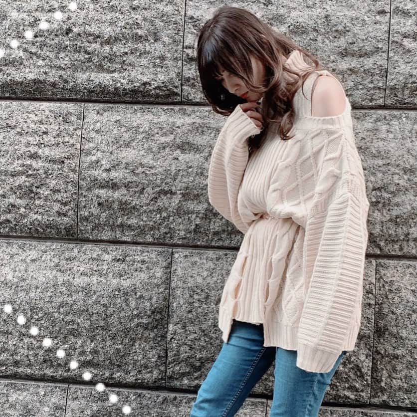 のインスタグラム：「お出かけしたいな〜〜﻿ ﻿ #アンジェラ芽衣 #写真 #photo」
