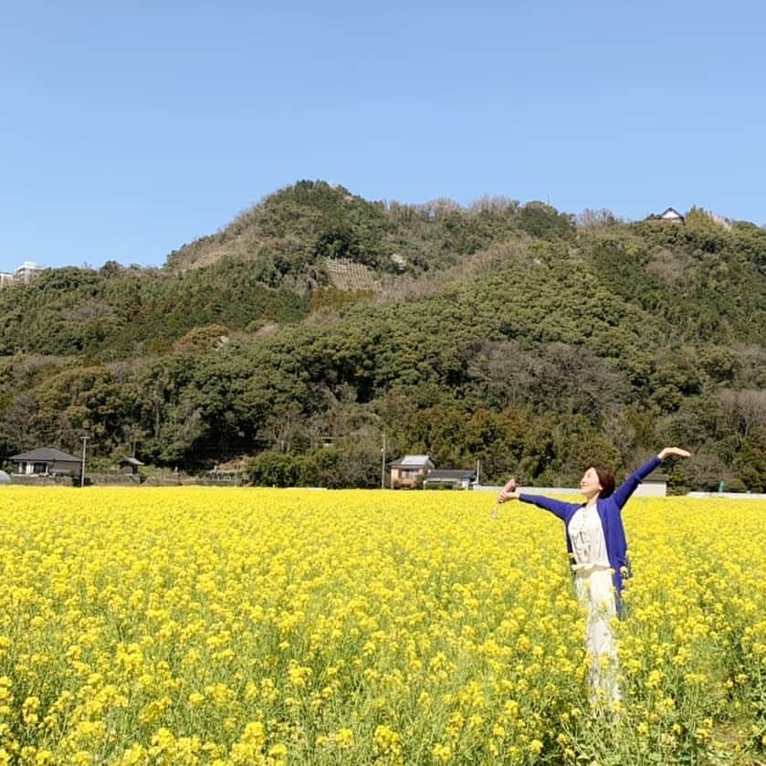 池尻和佳子さんのインスタグラム写真 - (池尻和佳子Instagram)「元気です‼️‼️ 春休み、頂いています。  １週間、子供とのんび～り過ごしてエネルギーチャージさせて頂きます😊✨」3月23日 20時31分 - wakako_ikejiri_rkb