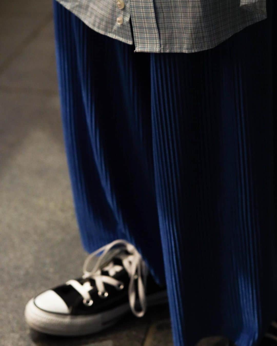 Fashionsnap.comさんのインスタグラム写真 - (Fashionsnap.comInstagram)「【#スナップ_fs】 Name：朝比奈  Jacket #used Shirt #used Pants #used Shoes #CONVERSE  #fashionsnap #fashionsnap_women」3月23日 20時49分 - fashionsnapcom