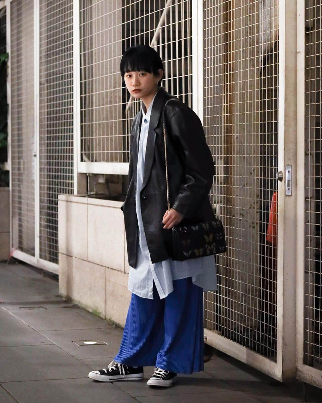 Fashionsnap.comさんのインスタグラム写真 - (Fashionsnap.comInstagram)「【#スナップ_fs】 Name：朝比奈  Jacket #used Shirt #used Pants #used Shoes #CONVERSE  #fashionsnap #fashionsnap_women」3月23日 20時49分 - fashionsnapcom