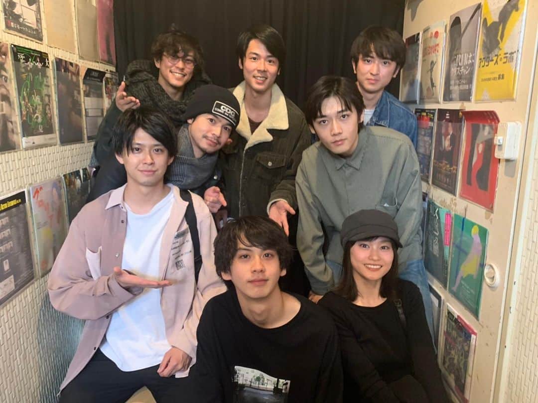 秋元龍太朗のインスタグラム：「舞台「或いは怒りっぽい恋人」 ゲネプロ来てくれた事務所のみんな」