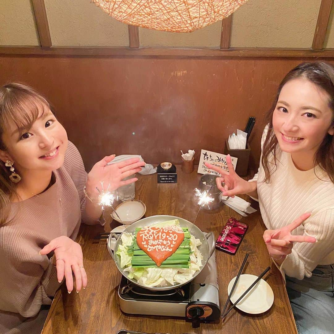 安田七奈さんのインスタグラム写真 - (安田七奈Instagram)「みやびんのレースクイーンオブザイヤーのお祝いで  #もつ楽 さんにおじゃましました😁🌸 喜んでもらえてよかった😘  #安田七奈 #なーちゃ #レースクイーン #rq #ラウンドガール #グラビア #グラビアアイドル #グラドル #イースマイル #weds #ウェッズ #wedssport #bandoh #wedssportracinggals #followme #japanese #japanesegirl #instagood #instalike #photooftheday #팔로우 #얼스타그램 #粉我 #非常好 ⠀ ⠀」3月24日 0時07分 - nana_yasuda