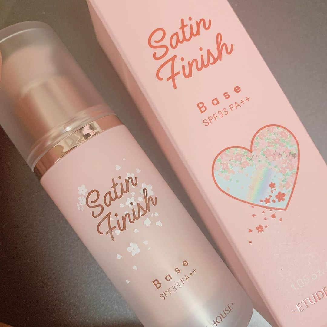 森下舞桜のインスタグラム：「新しいお化粧下地🌸 春だよ〜✨ #etudehouse #makeup  #spring #cherryblossom #base #pink #satinfinish #핑크 #에뛰드하우스  #봄」