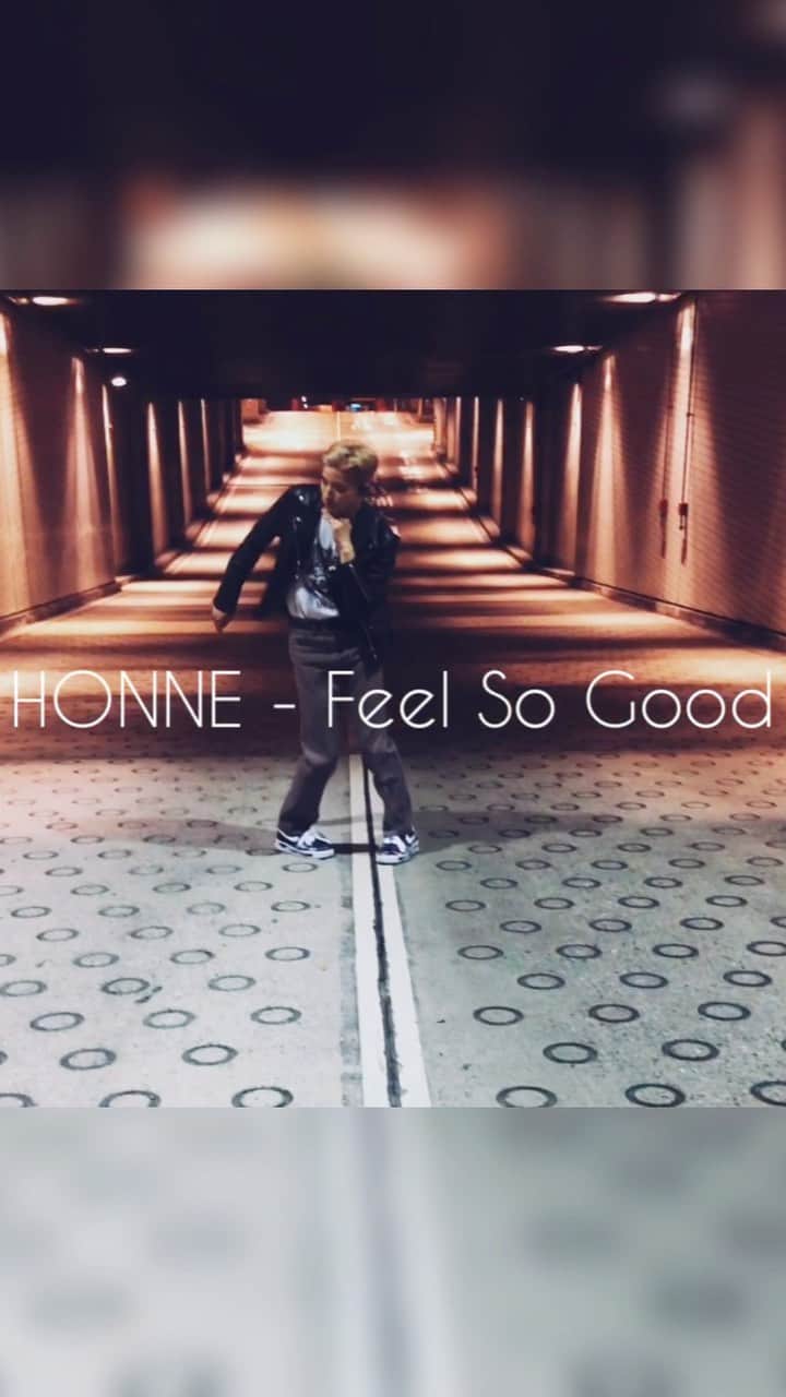 古幡亮（WATWING）のインスタグラム：「. 🎧@hellohonne . . 🕺@ryofuruhata__ . . #dance#freestyle#ryofuruhata #古幡亮 #RYOの自由気ままにチルオドリ」