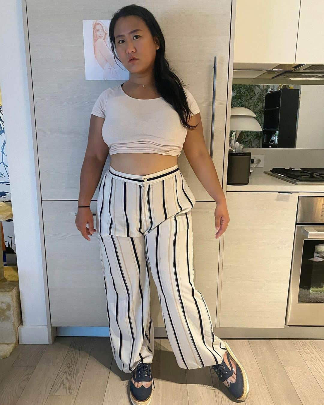 藤井美穂のインスタグラム：「Quarantine Miho and Margolot Lobby Shoes @shoedazzle #ShoeDazzlePartner www.shoedazzle.com/springshop」