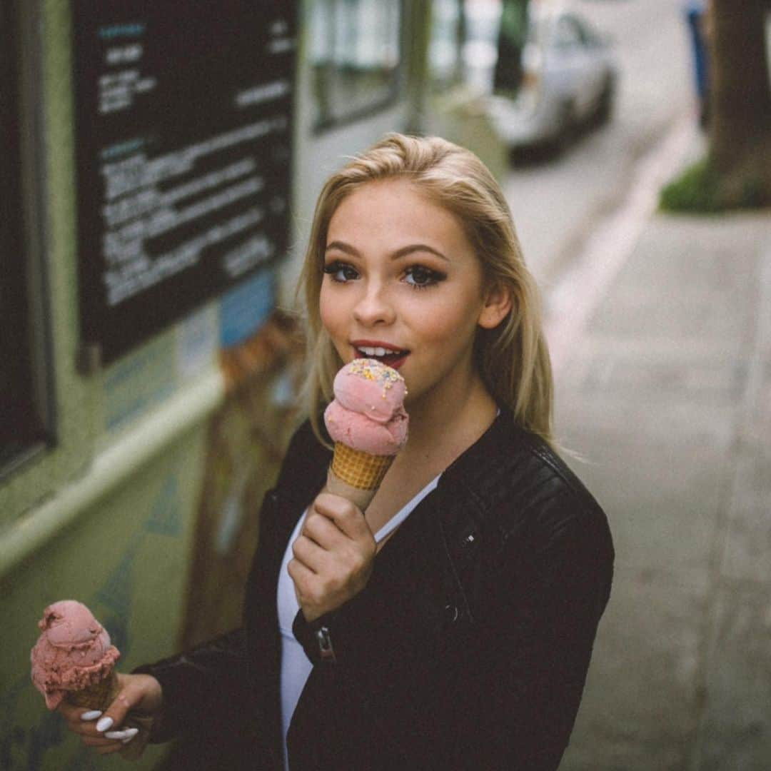 ジョーディン・ジョーンズさんのインスタグラム写真 - (ジョーディン・ジョーンズInstagram)「random camera roll tings 👻💘」3月24日 8時55分 - jordynjones