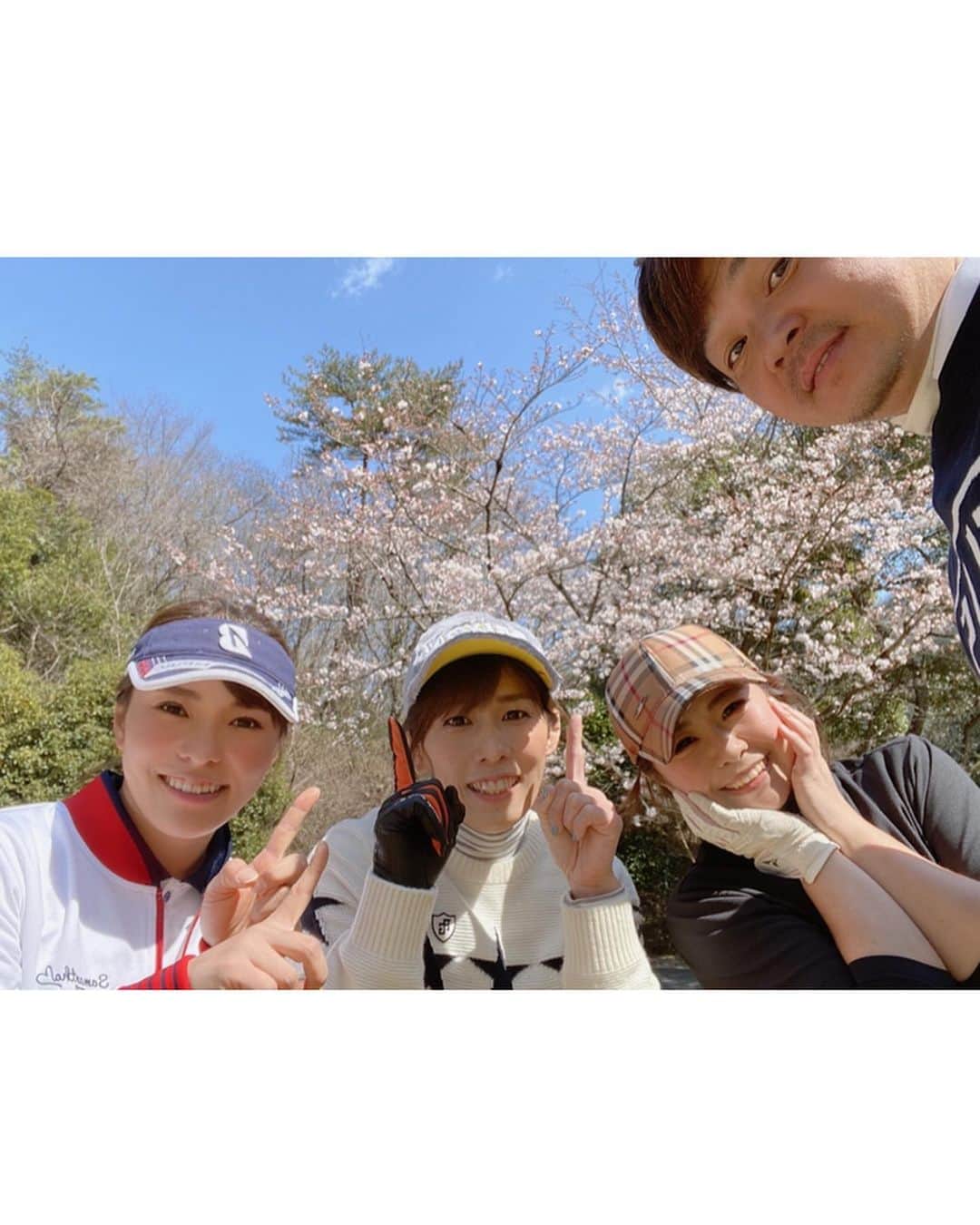 堀奈津佳さんのインスタグラム写真 - (堀奈津佳Instagram)「昨日のゴルフ⛳️⭐️ いっぱい勉強になりました。 最高に楽しい１日でした😊 本当にありがとございました😌 #ゴルフ#桜🌸咲いてた#楽しかったなぁ😊#前向きに」3月24日 9時34分 - natsuka_hori
