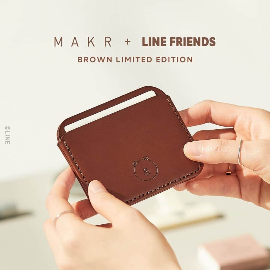 LINE FRIENDSさんのインスタグラム写真 - (LINE FRIENDSInstagram)「Here's something that ages... Beautifully. 🌹 ⠀ Hailing from Florida, US, the renowned leather maker MAKR and BROWN collaborate to present a limited edition line up of sincerity and originality. ⠀ MAKR + LINE FRIENDS BROWN LIMITED EDITION ⠀ 👉 For more, check out the product tag. ⠀ Now at LINE FRIENDS COLLECTION! ⠀ #LeatherWallet #LeatherPouch #LeatherKeyring #Handmade #MAKR #LINEFRIENDS #BROWN」3月24日 10時30分 - linefriends