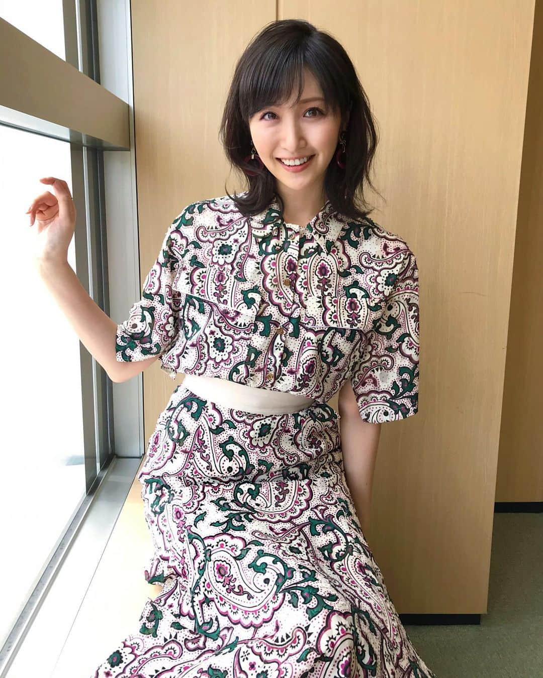 横山ルリカさんのインスタグラム写真 - (横山ルリカInstagram)「. BSスーパーKEIBA👗👠 . #tops #skirt #共に #rpko . とても凝っている素敵なデザインでした🌺✨ . @rpko_official」3月24日 11時19分 - rurika_yokoyama_official