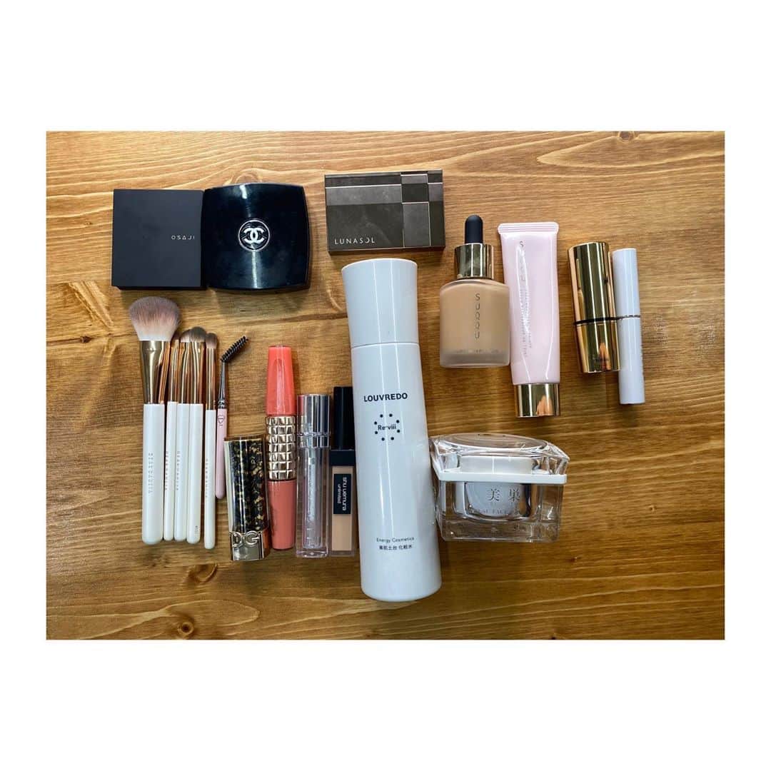 のインスタグラム：「インスタライブで使ったのはこれでーす😘  #beauty  #cosmetics  #instagram #コスメ」