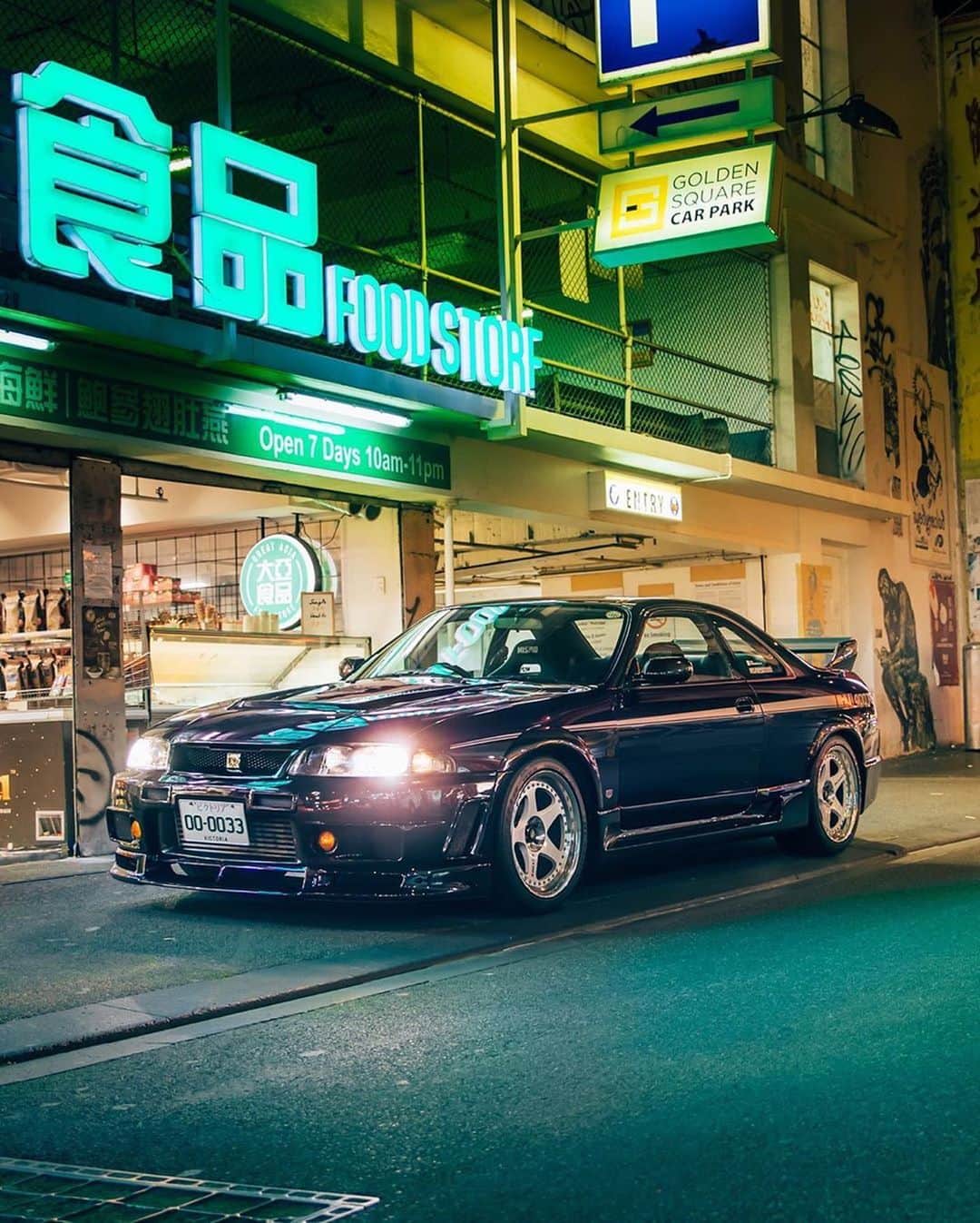 CARLiFESTYLEさんのインスタグラム写真 - (CARLiFESTYLEInstagram)「R33 GT-R 400R Nismo. 👍🏼or👎🏼? Photo by @alexpenfold #gtr #400r #nismo」3月24日 12時07分 - carlifestyle