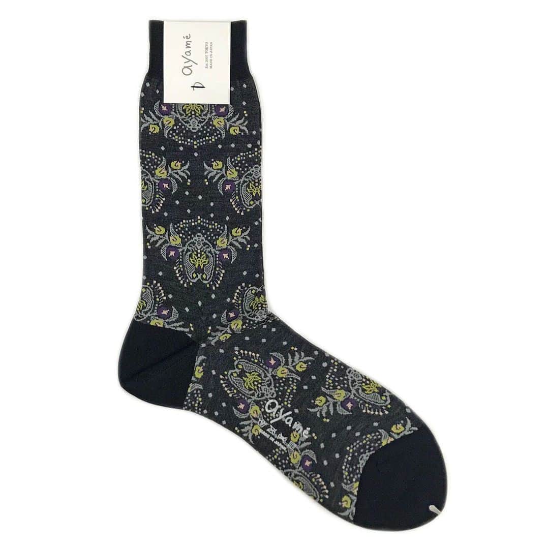 アヤメさんのインスタグラム写真 - (アヤメInstagram)「New in✨ Paisley socks Men’s🧦 #onlinestore #worldwideshipping📦✈️ 新入荷🔥 #ayamesocks #mensstyle #menssocks #socksoftheday #🧦#gooddesign #靴下研究」3月24日 12時16分 - ayame_socks