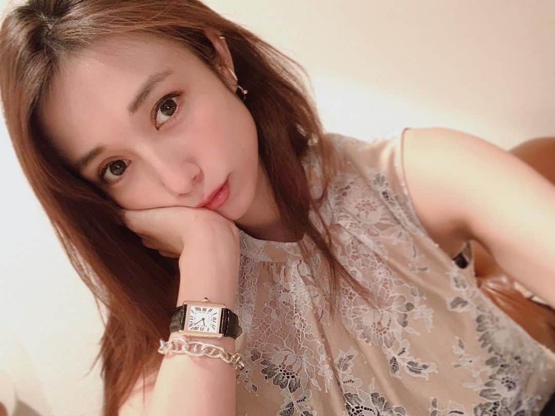 のインスタグラム：「今日は風が強いけど、お天気が良くて嬉しい😊 花粉による眼の痒さには悩まされますが、それでも春はやはり大好きな季節🌸 桜が綺麗ですねぇ〜 ・ ・ 今日はメンテナンスday!!! さて、近日皆様にお知らせがあります笑(お仕事の笑) お楽しみに♪ ・ ・ ・」