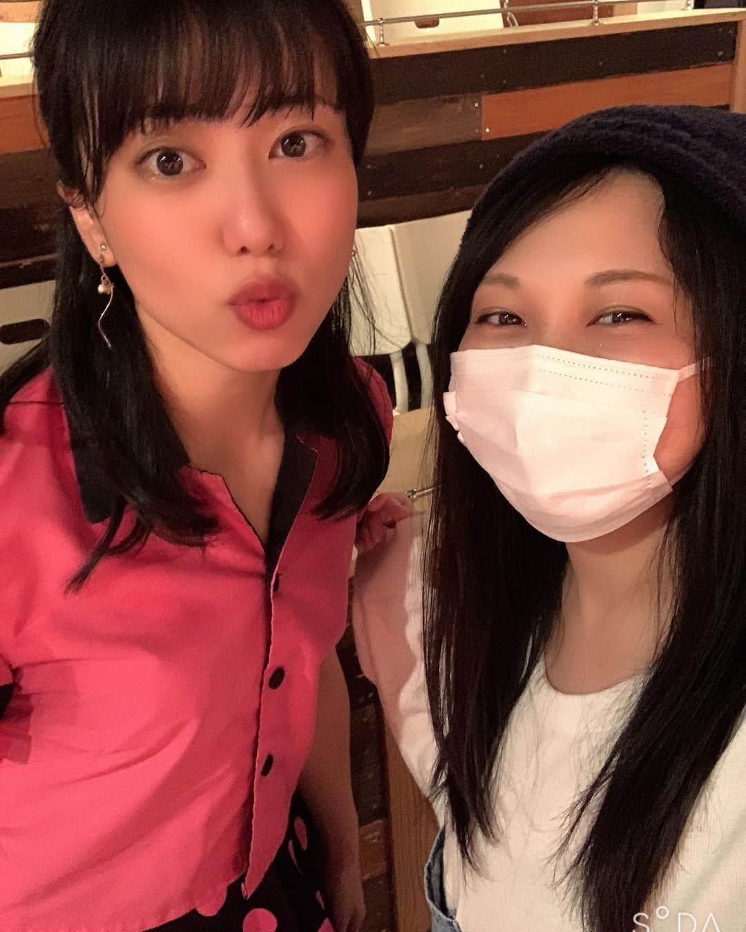 中川朋美さんのインスタグラム写真 - (中川朋美Instagram)「*⋆✈︎*⋆✈︎*⋆✈︎*⋆✈︎*⋆✈︎﻿ ﻿ ﻿ ﻿ ﻿ D班の皆様と﻿ ﻿ ﻿ ﻿ ﻿ #GJR﻿ ﻿ *⋆✈︎*⋆✈︎*⋆✈︎*⋆✈︎*⋆✈︎」3月24日 14時11分 - 0603tomomi