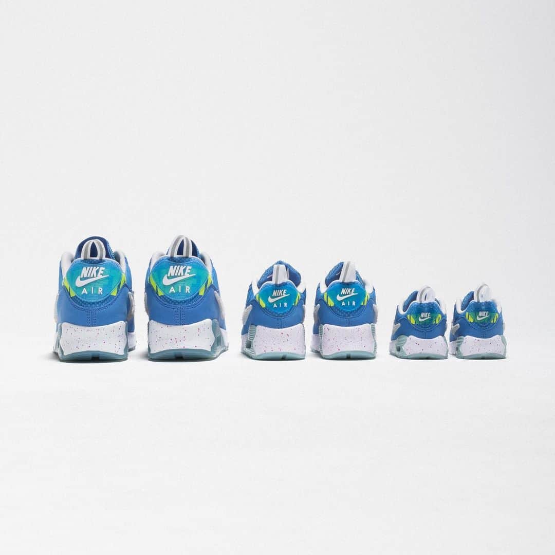 UNDFTDさんのインスタグラム写真 - (UNDFTDInstagram)「UNDEFEATED x NIKE AIR MAX 90 “Pacific Blue”  Available Air Max Day 3/26 7AM PST only at Undefeated in TD, PS, GS and Men’s sizing.」3月25日 1時02分 - undefeatedinc